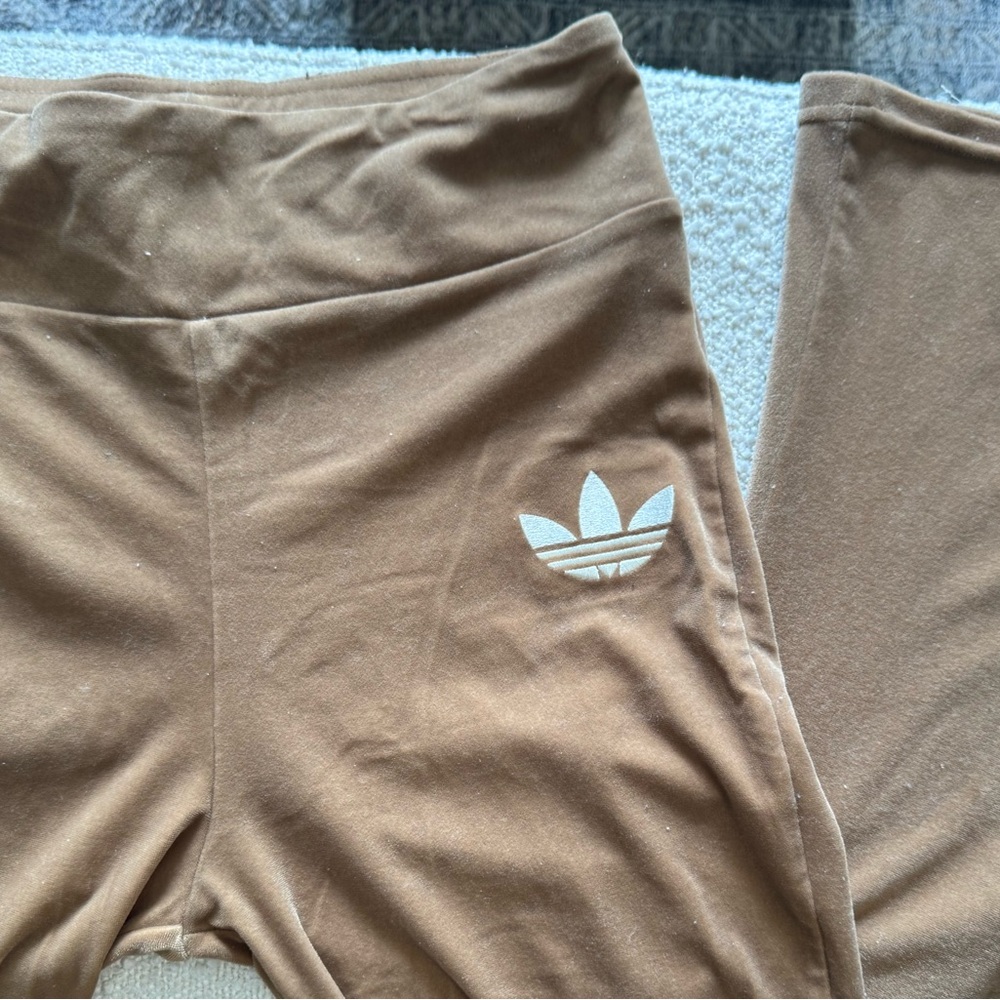 Adidas Tan Leggings with Elastic Waistband